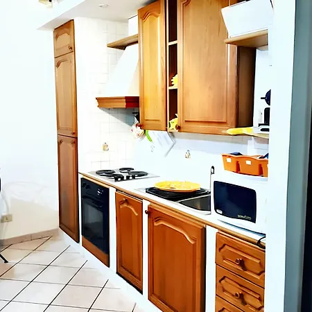 Comfortable In 40.2 M² With Wifi דירה רומא